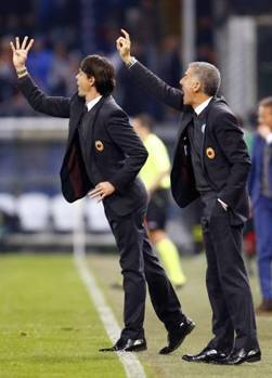 Inzaghi e Tassotti però ci credono e spronano i rossoneri in campo. Reuters